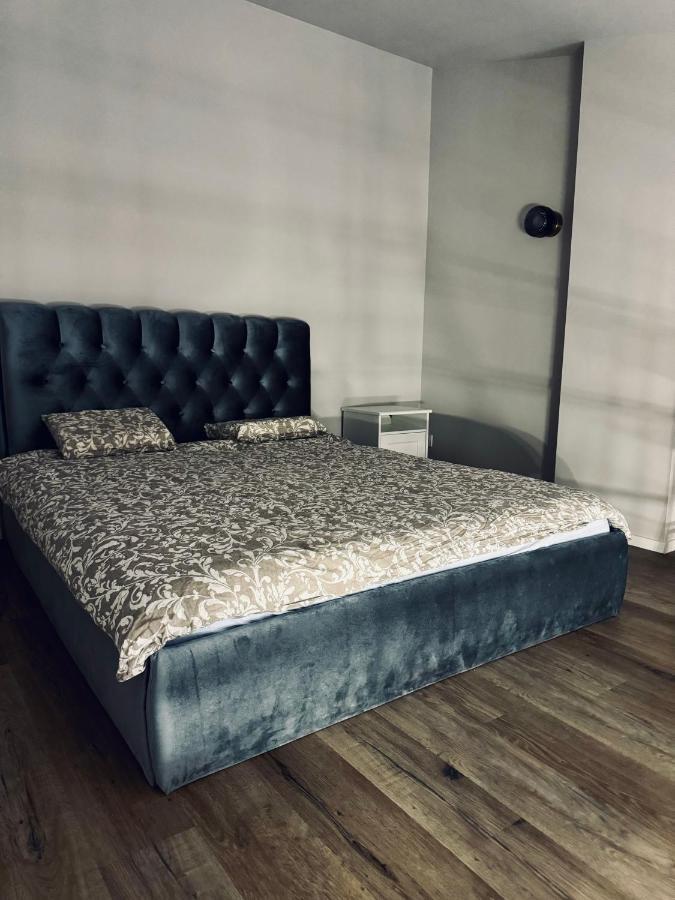 Aj Chocolate Vilnius Hotell Eksteriør bilde